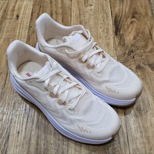 Women’s Avia Tennis Shoes